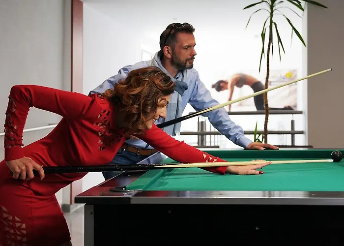 San Medical * קולובז'ג